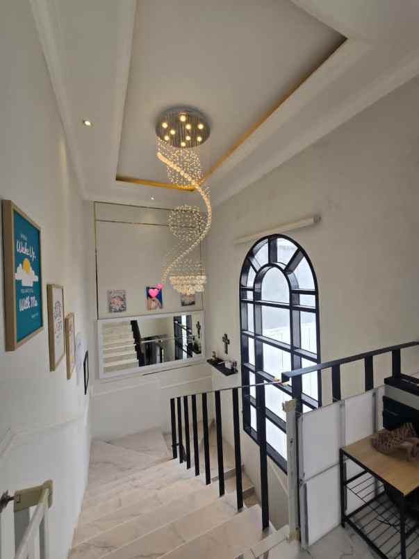 dijual rumah gegerkalong permai