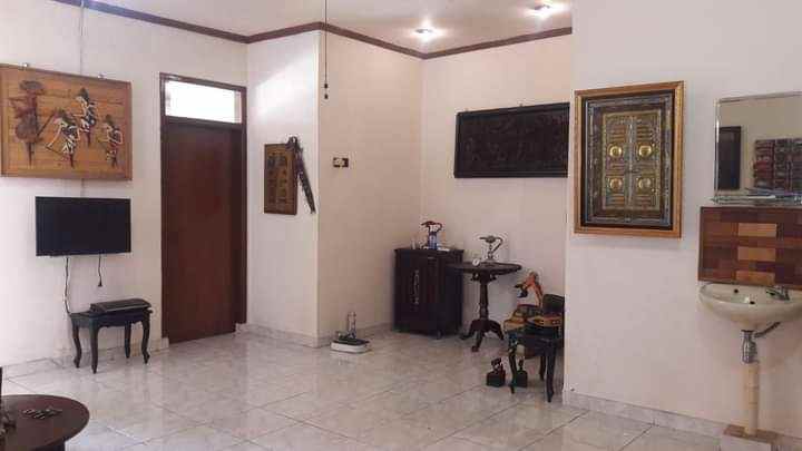 dijual rumah gempol sari