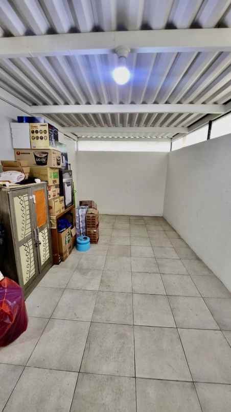 dijual rumah graha natura intiland