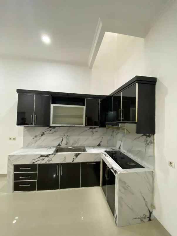 dijual rumah graha sunter pratama
