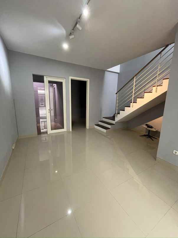 dijual rumah grand harvest