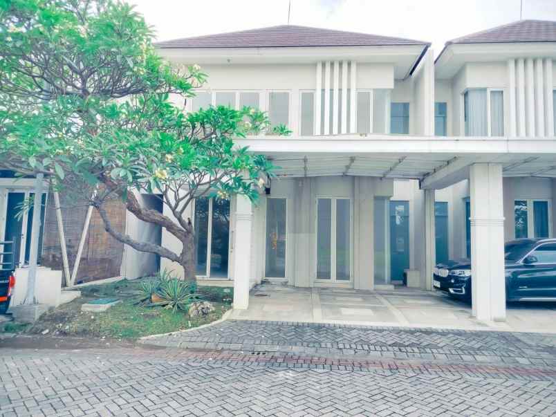 dijual rumah grand pakuwon cluster