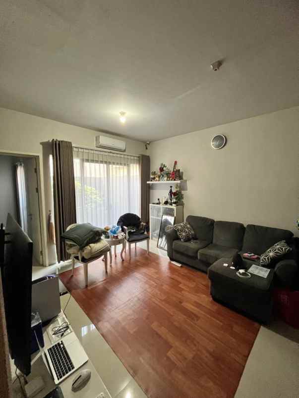 dijual rumah grand sunrise