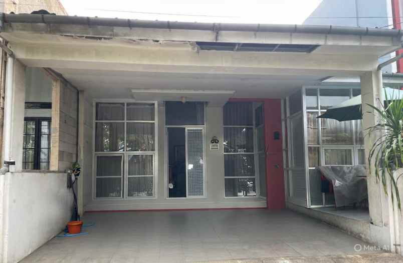 dijual rumah griya caraka