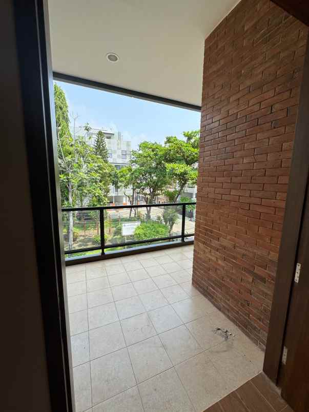 dijual rumah griya pratama kelapa gading