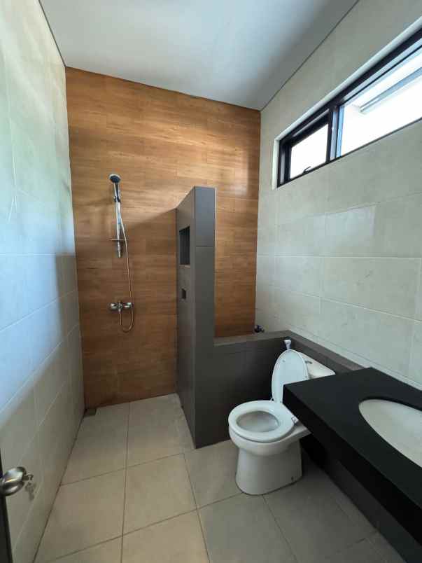 dijual rumah griya pratama kelapa gading