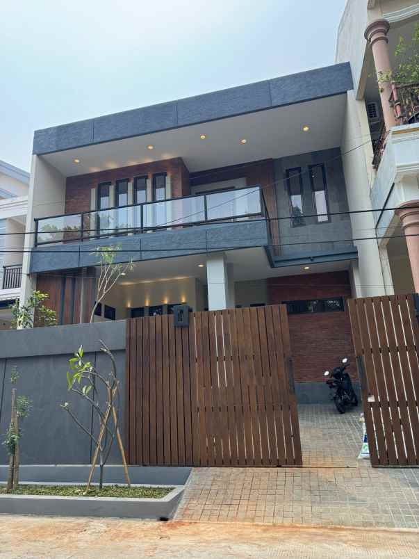 dijual rumah griya pratama kelapa gading
