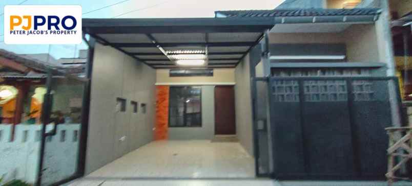 dijual rumah harapan indah