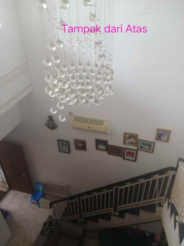 dijual rumah harapan indah cluster aralia