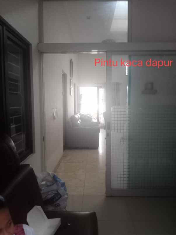 dijual rumah harapan indah cluster aralia
