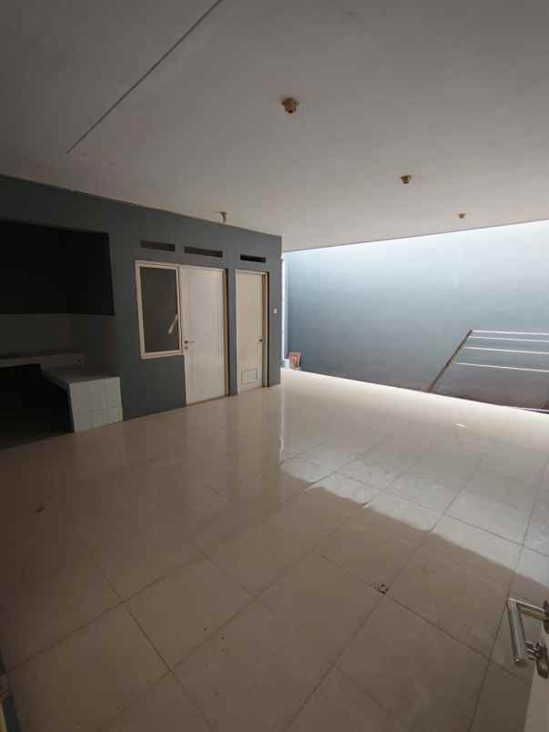 dijual rumah harapan indah cluster neo