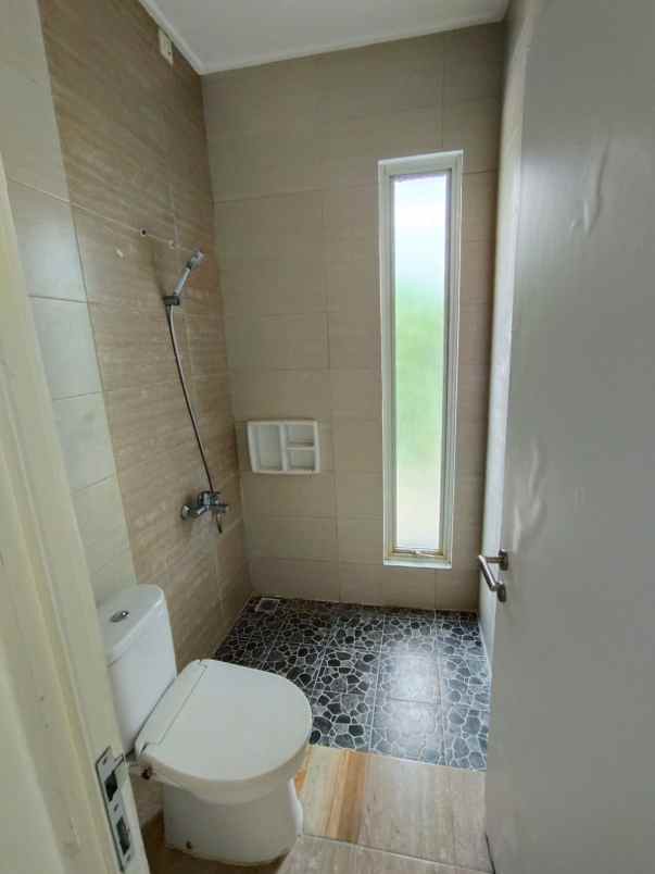 dijual rumah harapan indah cluster neo