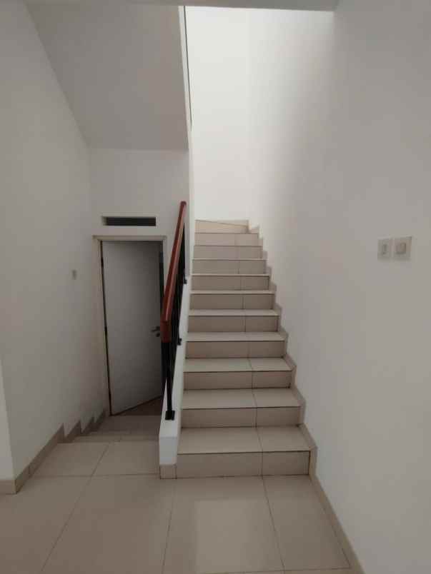 dijual rumah harapan indah cluster neo