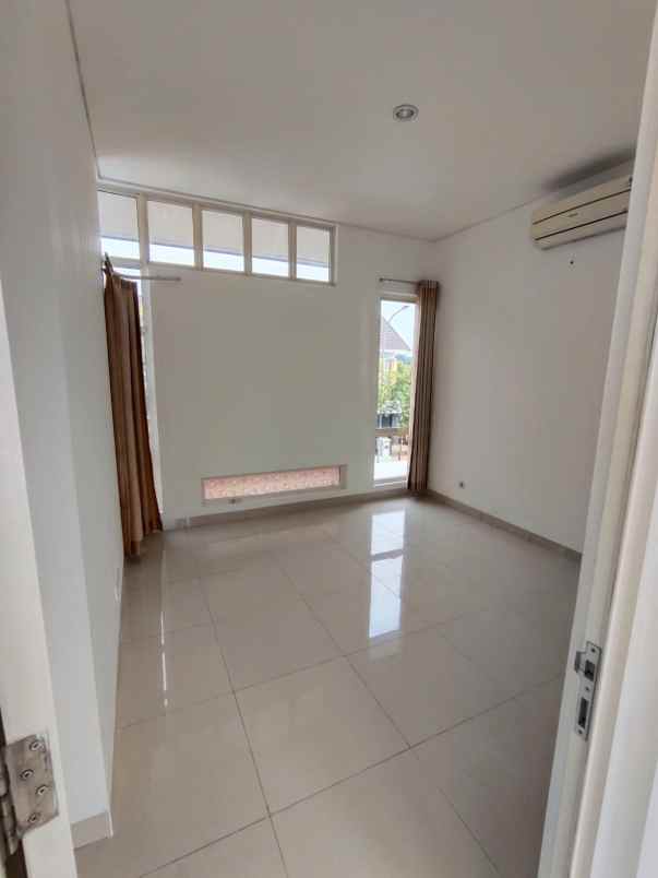 dijual rumah harapan indah cluster neo