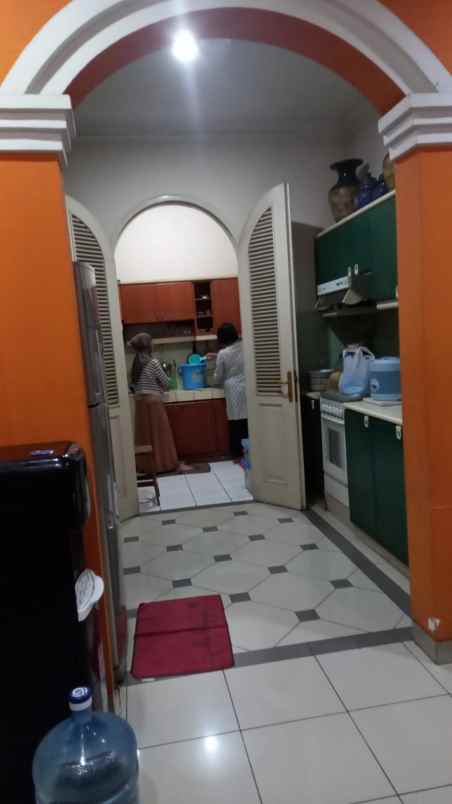 dijual rumah istana regency 1 blok d3 nomor 3