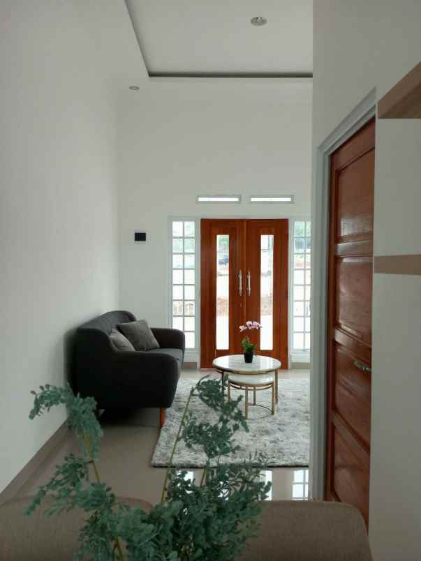 dijual rumah jalan alternatif kota