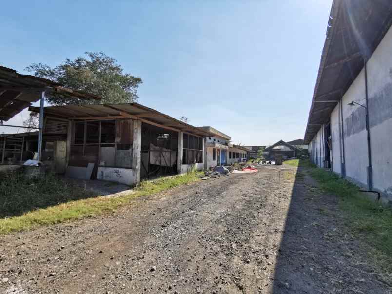 dijual rumah jalan bintoro
