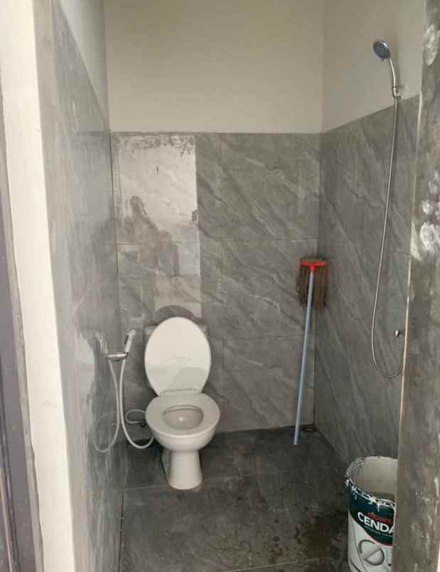 dijual rumah jalan cikambuy sukasari