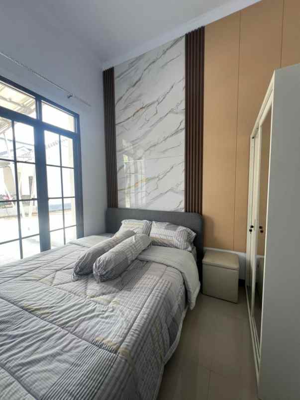 dijual rumah jalan kedaung cimuning