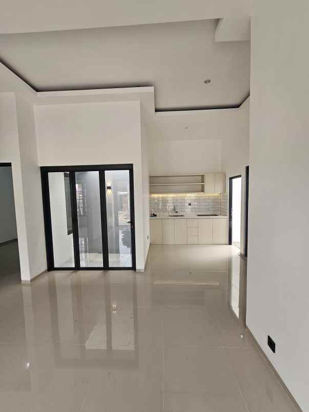 dijual rumah jalan magelang pasar sleman