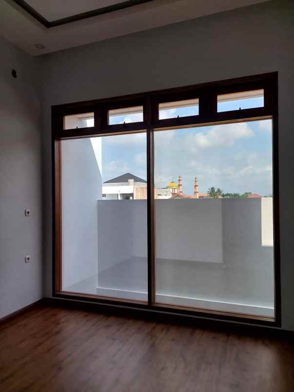 dijual rumah jalan nangka jalan amal