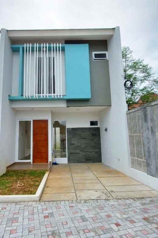 dijual rumah jalan pinang raya