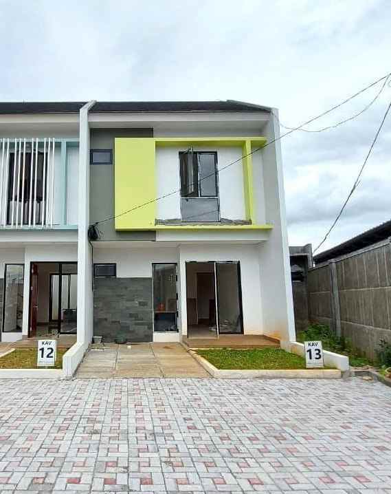 dijual rumah jalan pinang raya