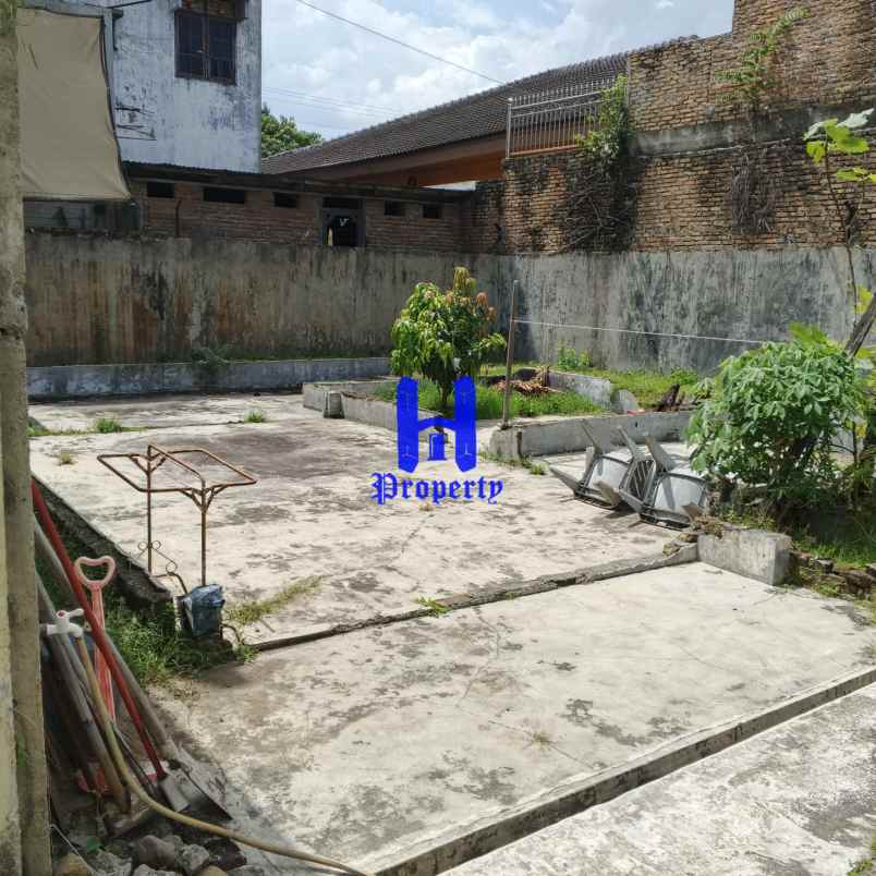 dijual rumah jalan prajurit daerah