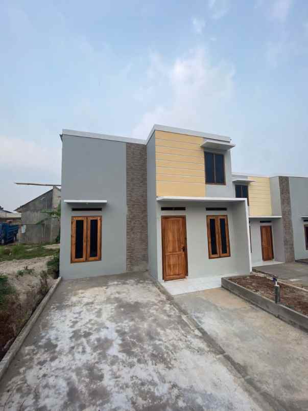 Rumah Cantik Siap Huni Paling Murah Dekat Stasiun Cilejit Bogor