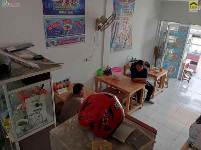 dijual rumah jalan raya jejalen