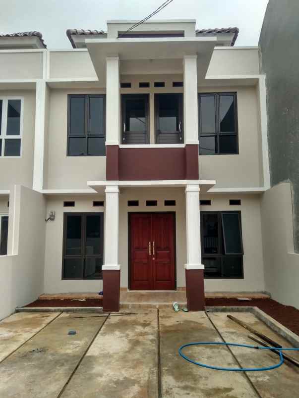 dijual rumah jalan raya patriot