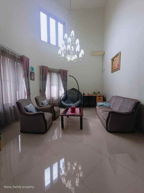 dijual rumah jalan raya pondok betung