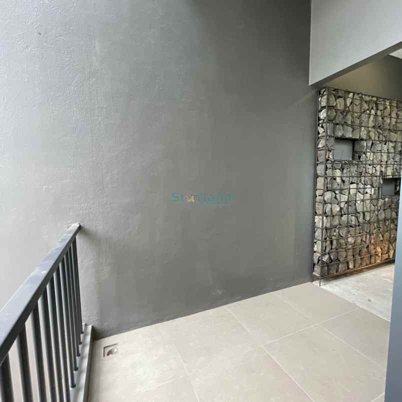 dijual rumah jalan raya rempoa