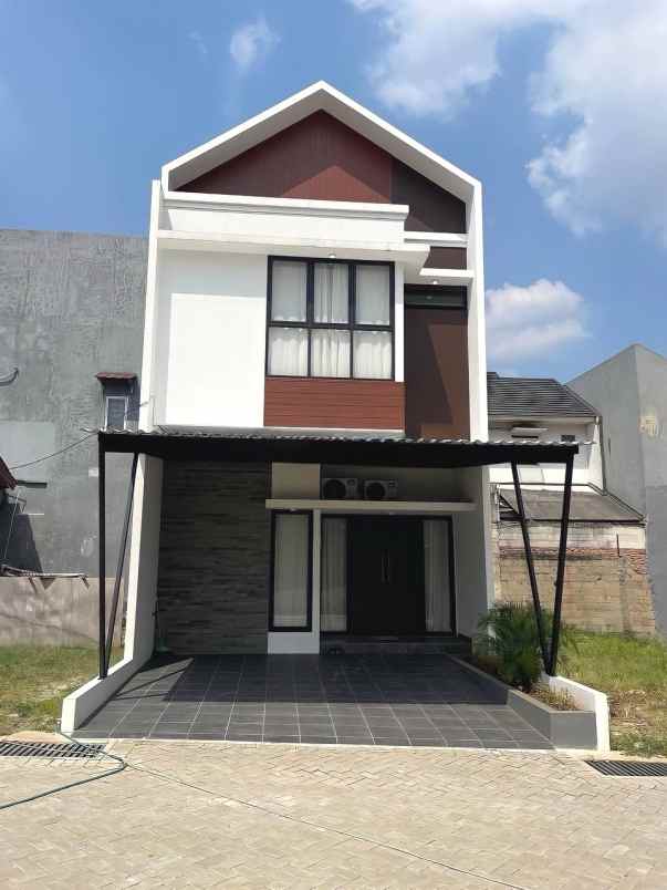 dijual rumah jalan raya serua ciputat