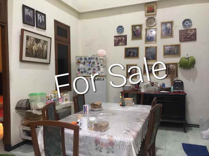 dijual rumah jalan residen sudirman