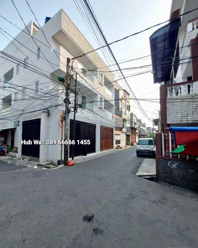 dijual rumah jalan tanah sereal tambora