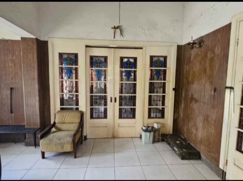 dijual rumah jalan wr supratman