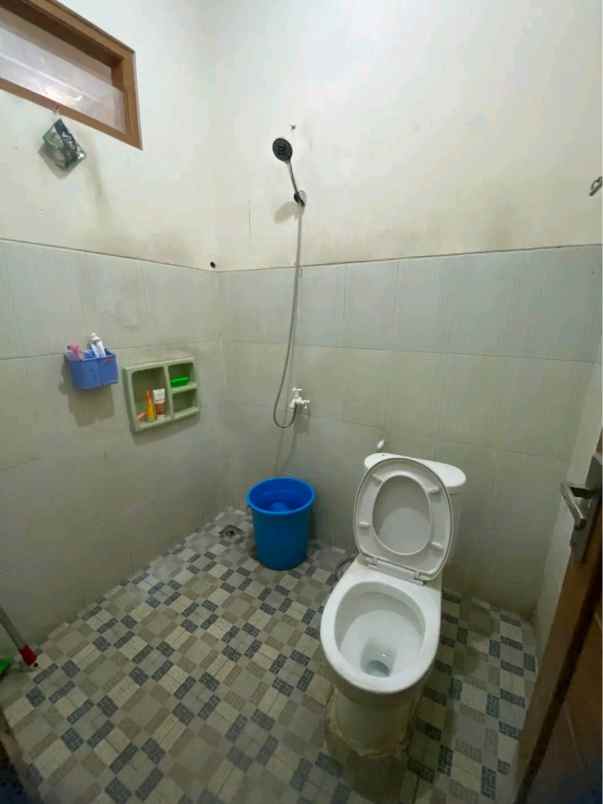 dijual rumah jambidan