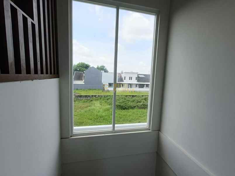 dijual rumah jambon tengah tegalrejo