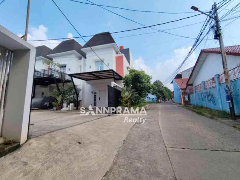dijual rumah jatiraden