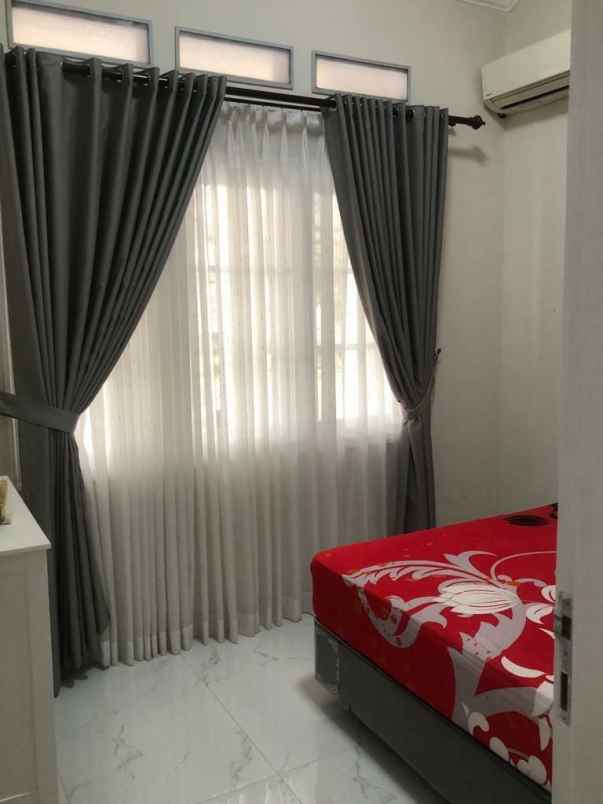 dijual rumah jingganagara