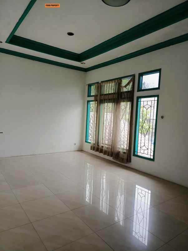 dijual rumah jl alternatif cibubur