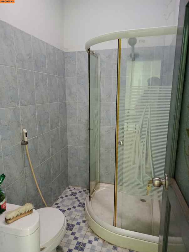 dijual rumah jl alternatif cibubur