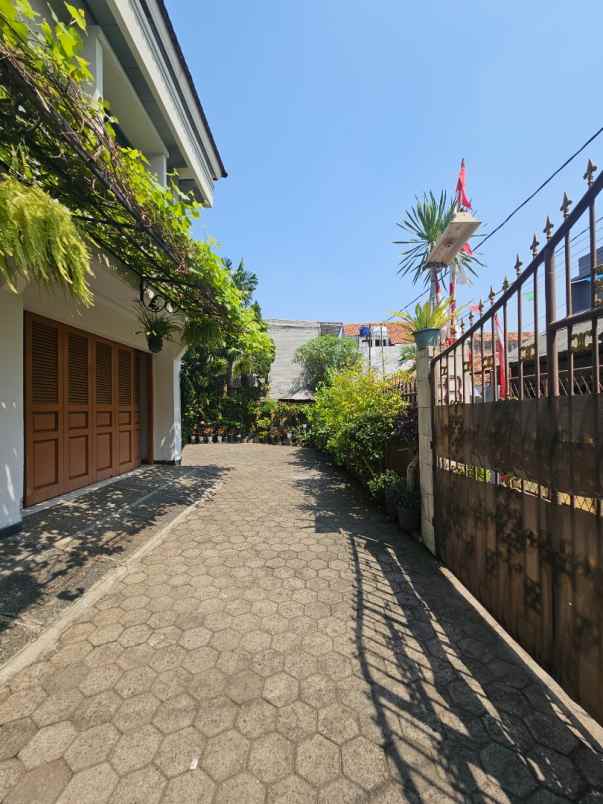 dijual rumah jl antasari raya