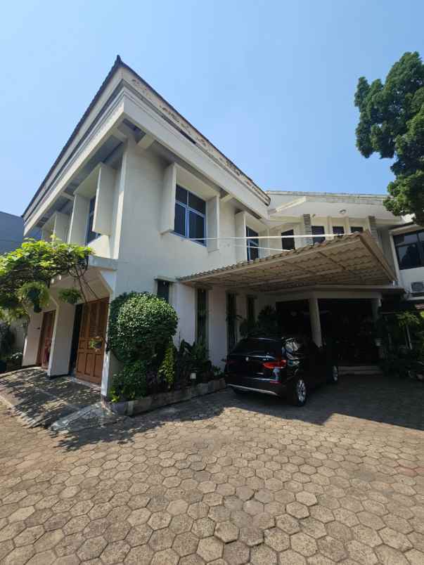 dijual rumah jl antasari raya