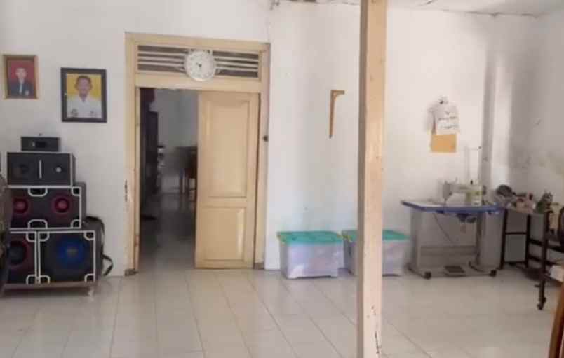 dijual rumah jl diponegoro iii no 1