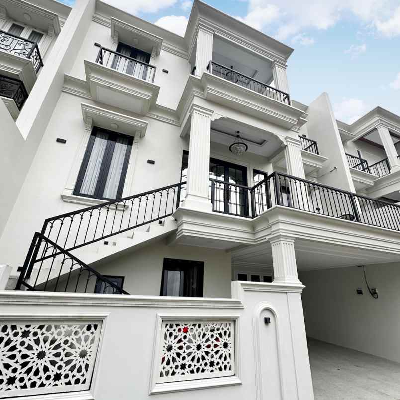 dijual rumah jl durian rt 2 rw 4