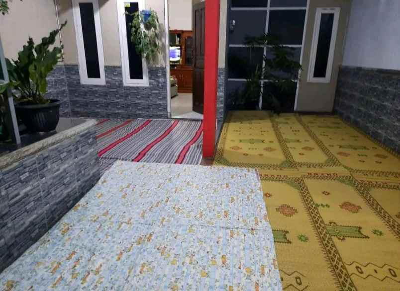 dijual rumah jl godean km 8