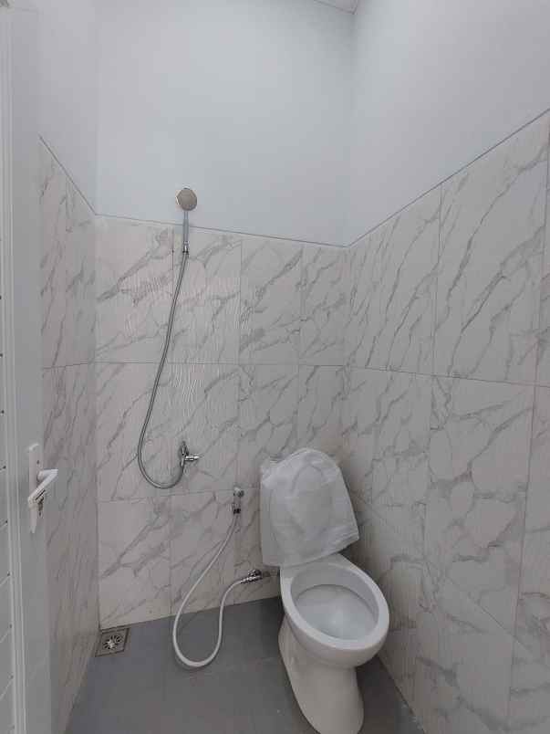 dijual rumah jl kaliurang km 13