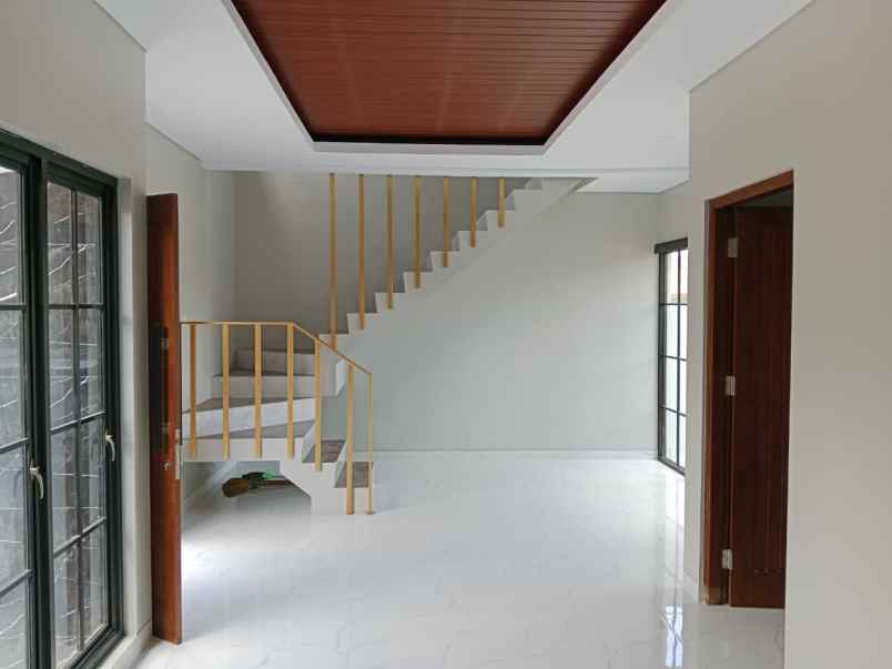 dijual rumah jl kaliurang km 14